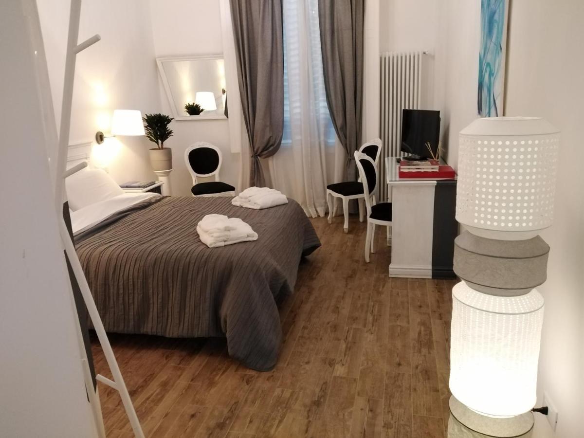 In San Frediano B&B Florenz Exterior foto
